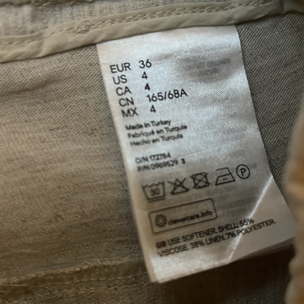 H&M - Picture 2 of 2